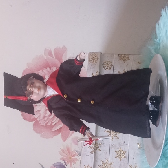 Porcelain doll graduated doll new - Picture 6 of 12